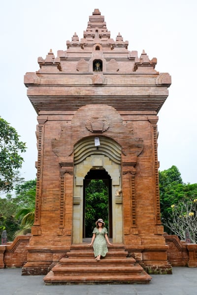 Tower at the entrance of Neka Art Museum