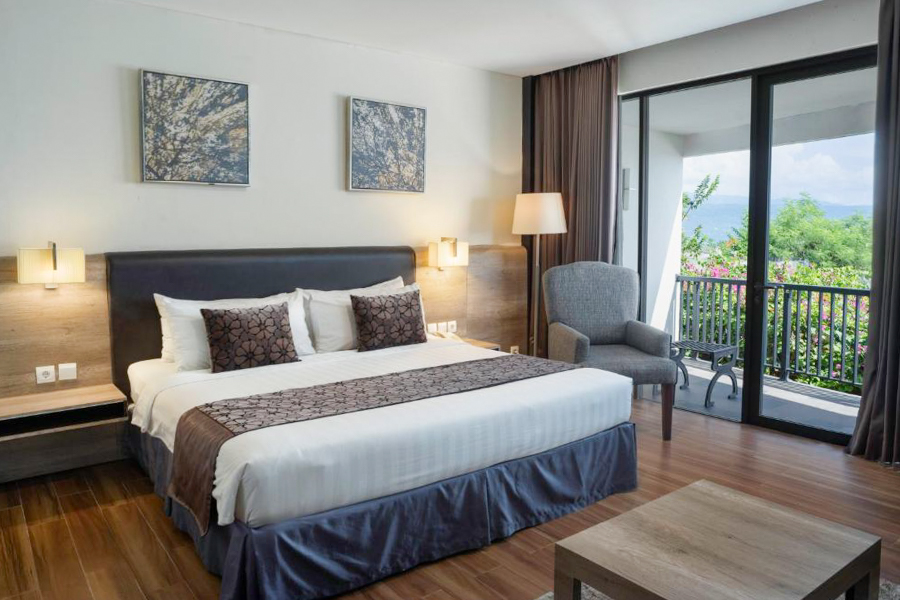 Room at the Estrella Hotel and Conference Center in Luwuk