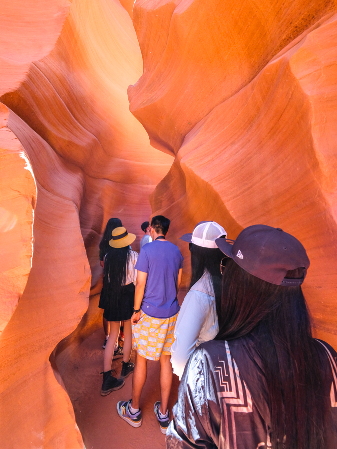 Crowded line of tourists in Lower Antelope Canyon