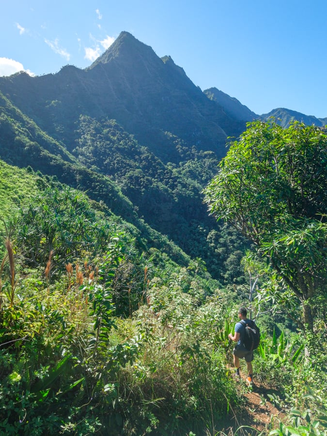 Hiker at the Kalalau Trail in Kauai Hawaii