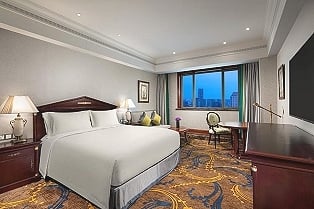 Crowne Plaza Hotel