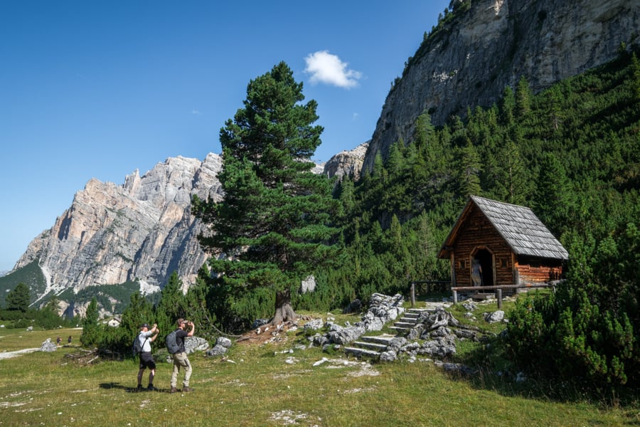 Kriegerkapelle Lagazuoialpe chapel in the mountains